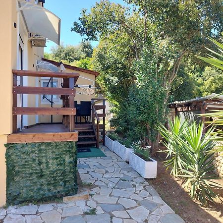 Thanos Guesthouse Corfu Agioi Deka  Exterior foto