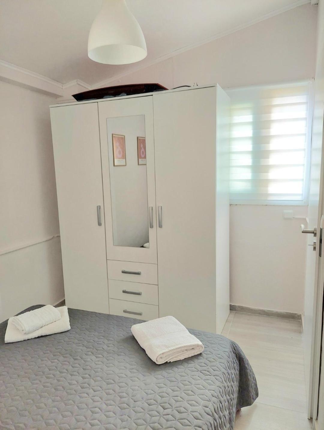 Thanos Guesthouse Corfu Agioi Deka  Exterior foto
