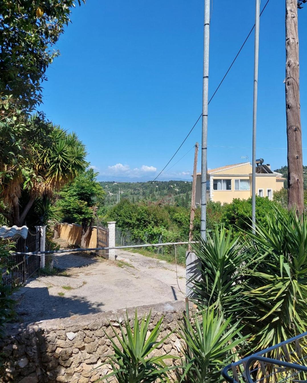 Thanos Guesthouse Corfu Agioi Deka  Exterior foto